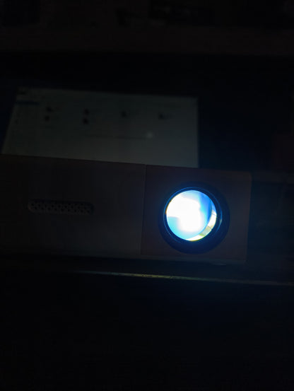 LED PROJECTOR